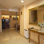 Cristal 1 Hotel *