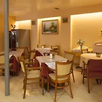 Cristal 1 Hotel *
