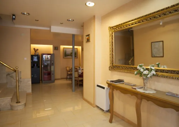 Cristal 1 Hotel *
